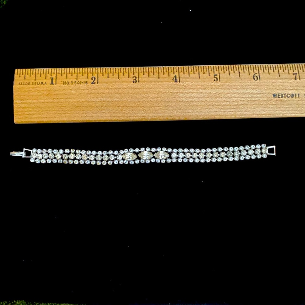 Vintage Rhinestone Bracelet - Picture 3 of 6